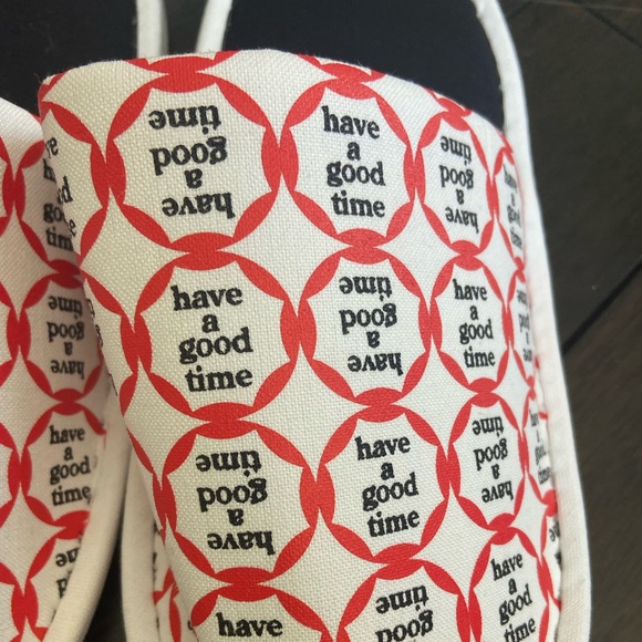 “Have a Good Time” slipper (NWT) (one size) - Picture 2 of 4